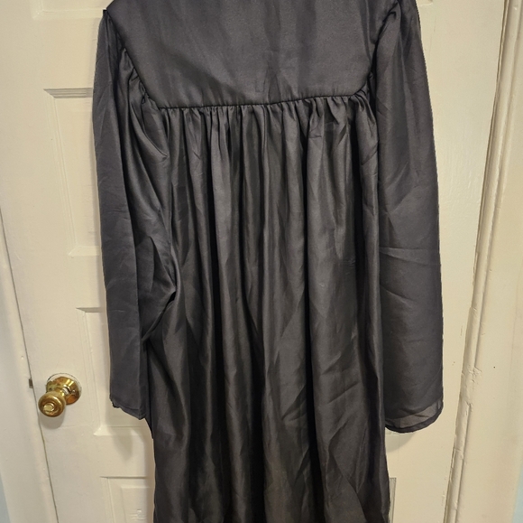 Judges Robe Halloween Costume - Picture 1 of 4